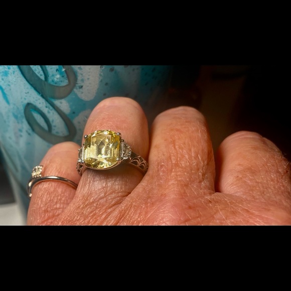 TACORI Carnary Yellow simulated Diamond ring size 5 - Picture 2 of 7